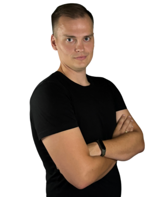 Behawiorysta Damian z psem podczas treningu w Krakowie